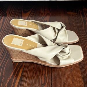 Dolce Vita Women's Cream Knotted Wedges